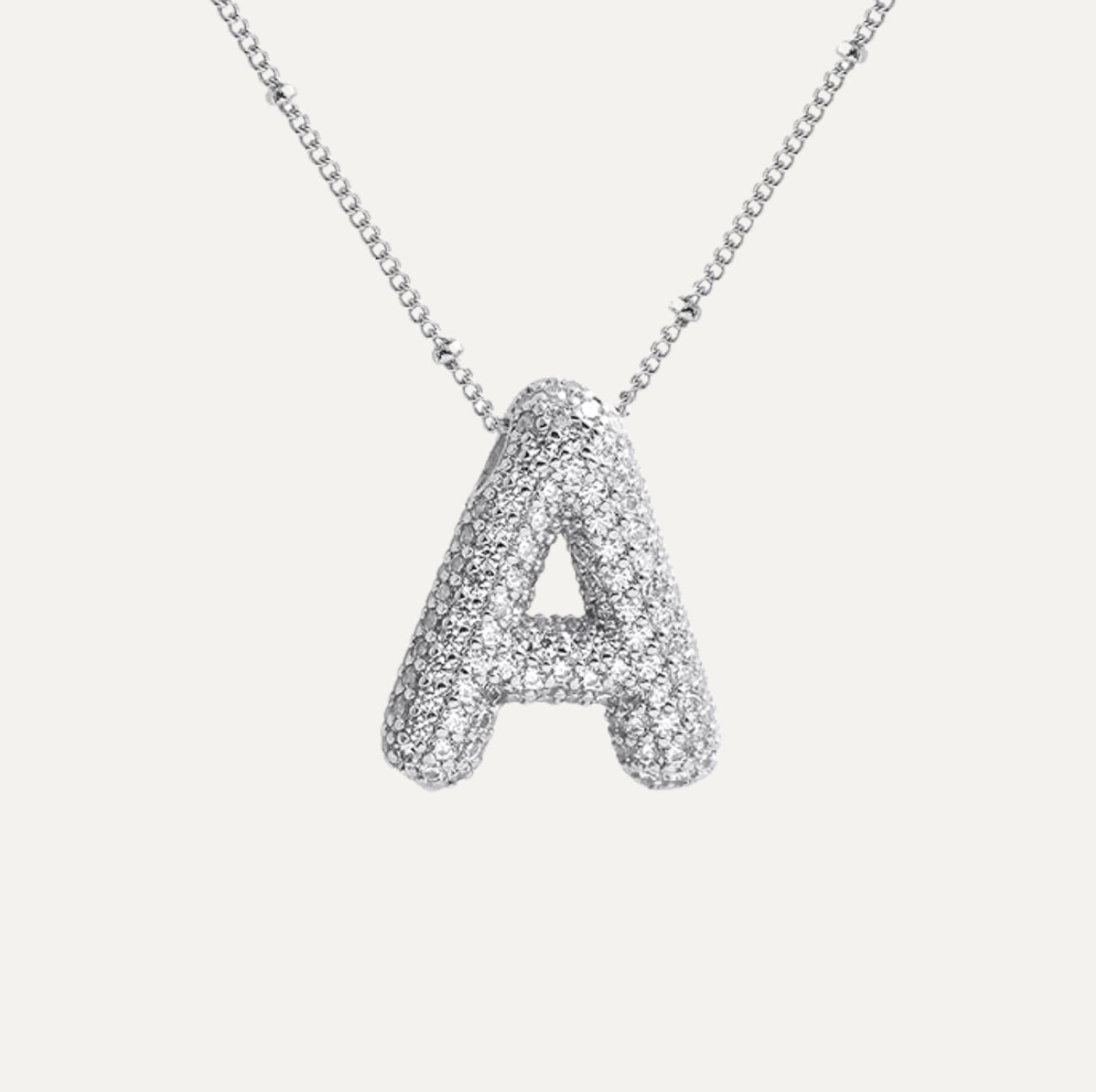 Savannah | Collar con Letra Burbuja en Diamante
