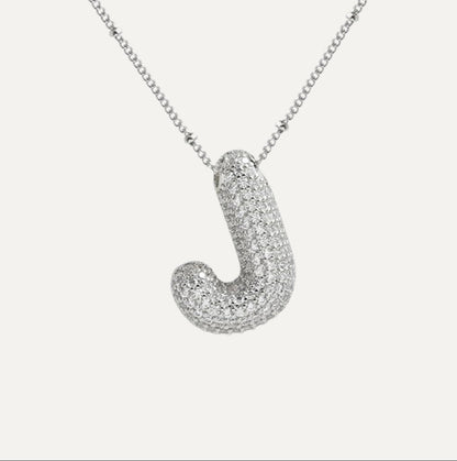 Savannah | Collar con Letra Burbuja en Diamante