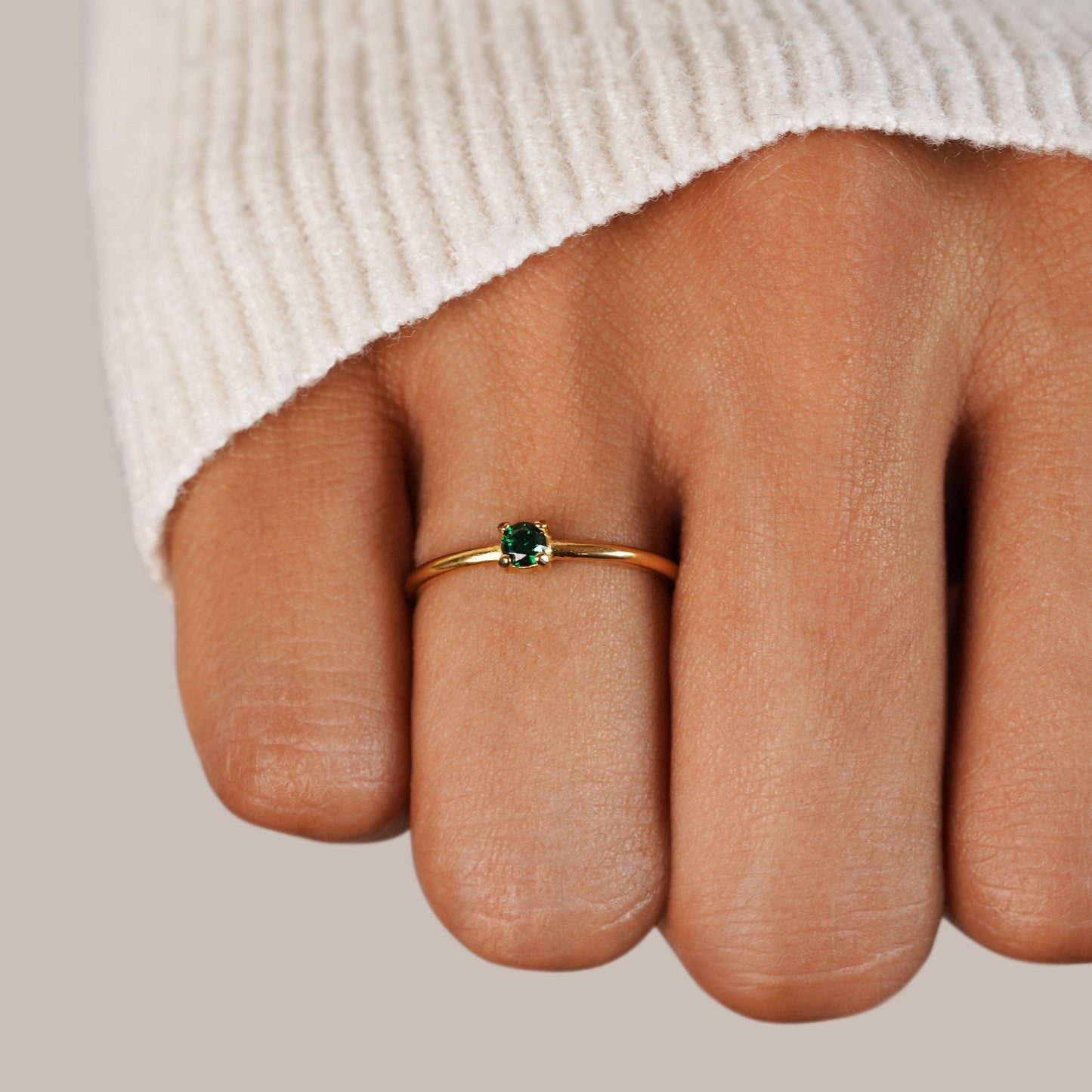 Anillos de oro con piedra natal