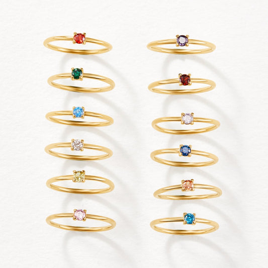 Anillos de oro con piedra natal