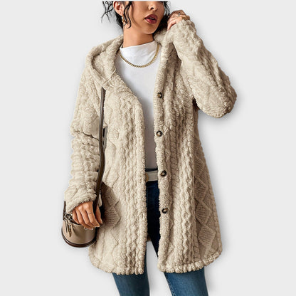 Chaqueta Invernal con Capucha Texturizada y Confortable
